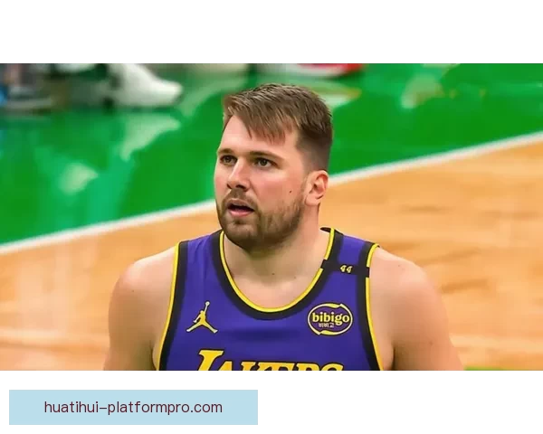 东契奇疯狂三月数据惊人全面碾压文班亚历山大争夺月最佳